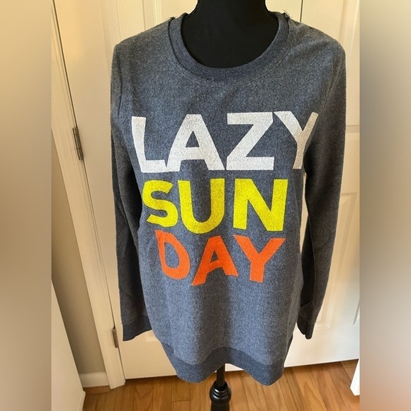 Chaser Lazy Sunday Blue Denim Sweater Size Medium NWT - Picture 3 of 8